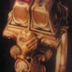 手のひらに乗る文化遺産